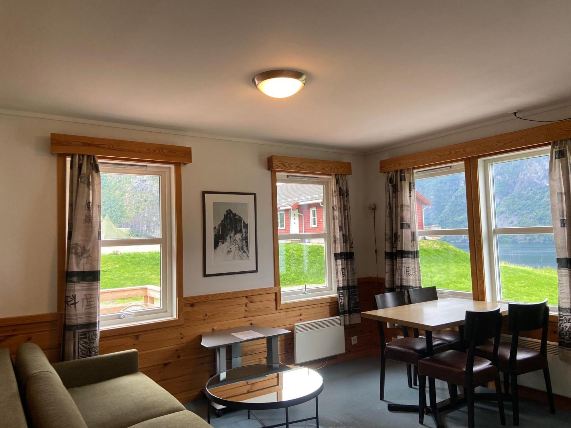 Winjum Apartments Aurland Stegastein Exterior foto